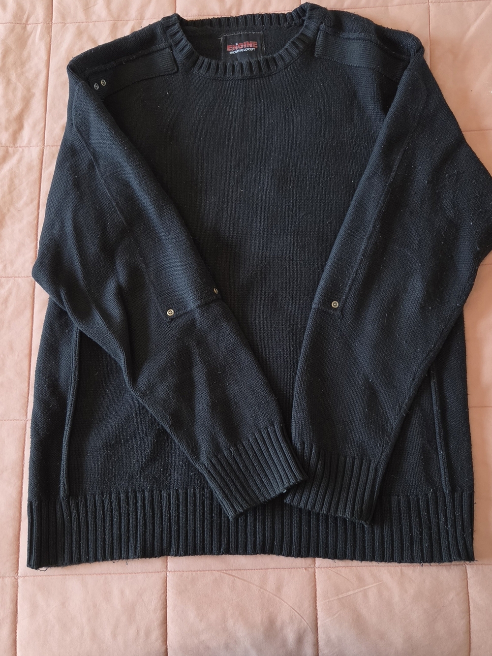 Men's Black Crewneck Sweater - Classic Knit